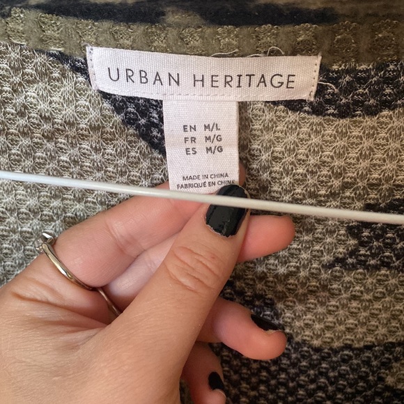 Army button up Cardigan - Picture 3 of 4